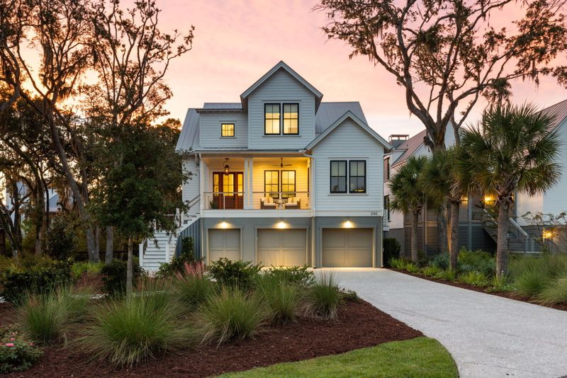 2142 Boatwright Rd, Johns Island, SC 29455