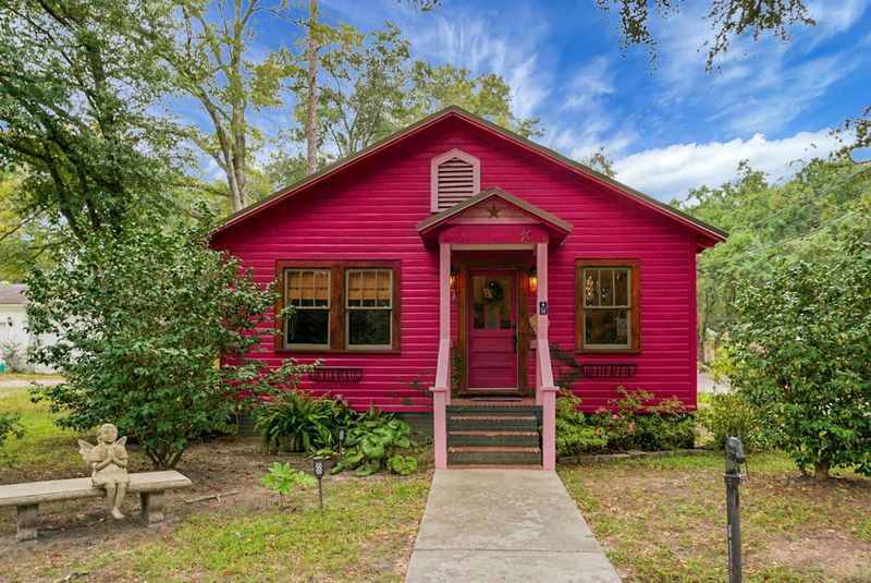 417 Black St, Walterboro, SC 29488
