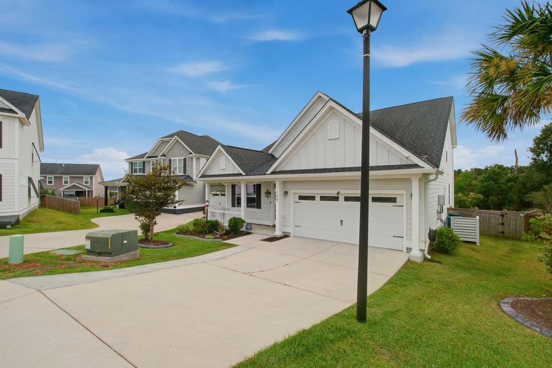 108 Barbour Ct, Moncks Corner, SC 29461