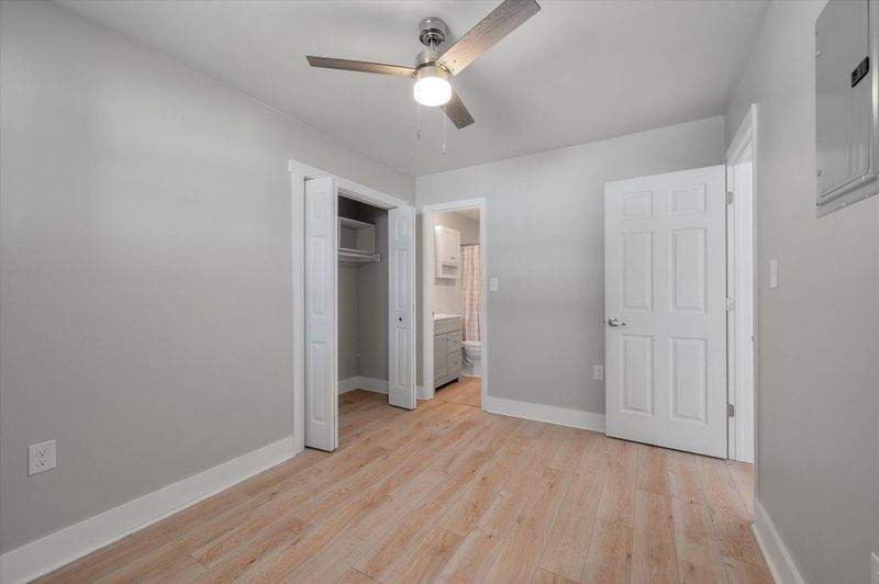 2133 Pierpont Ave, Charleston, SC 29414