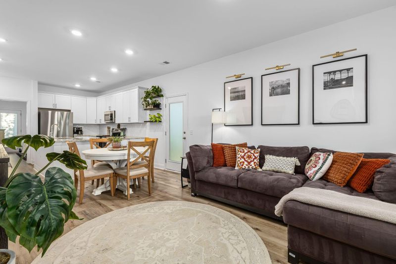 304 Twin Rivers Dr, Wando, SC 29492