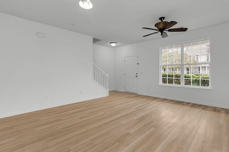 717 Hemingway Cir, Summerville, SC 29483