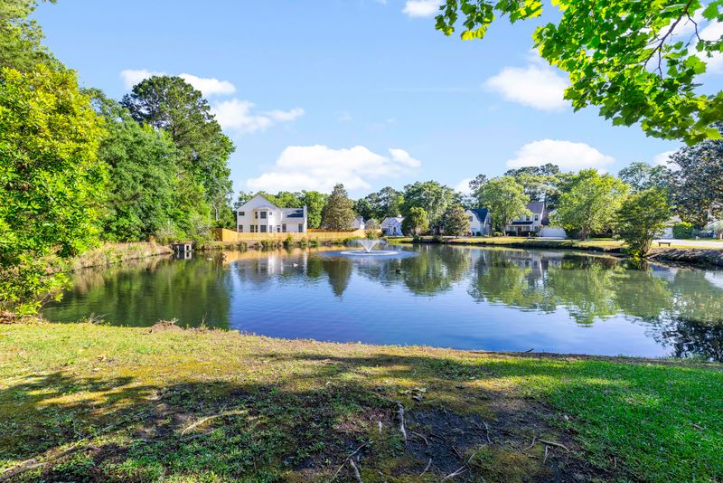 120 Evesham Dr, Summerville, SC 29485
