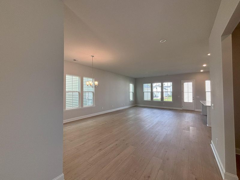 1071 Lettered Olive Ln, Summerville, SC 29485
