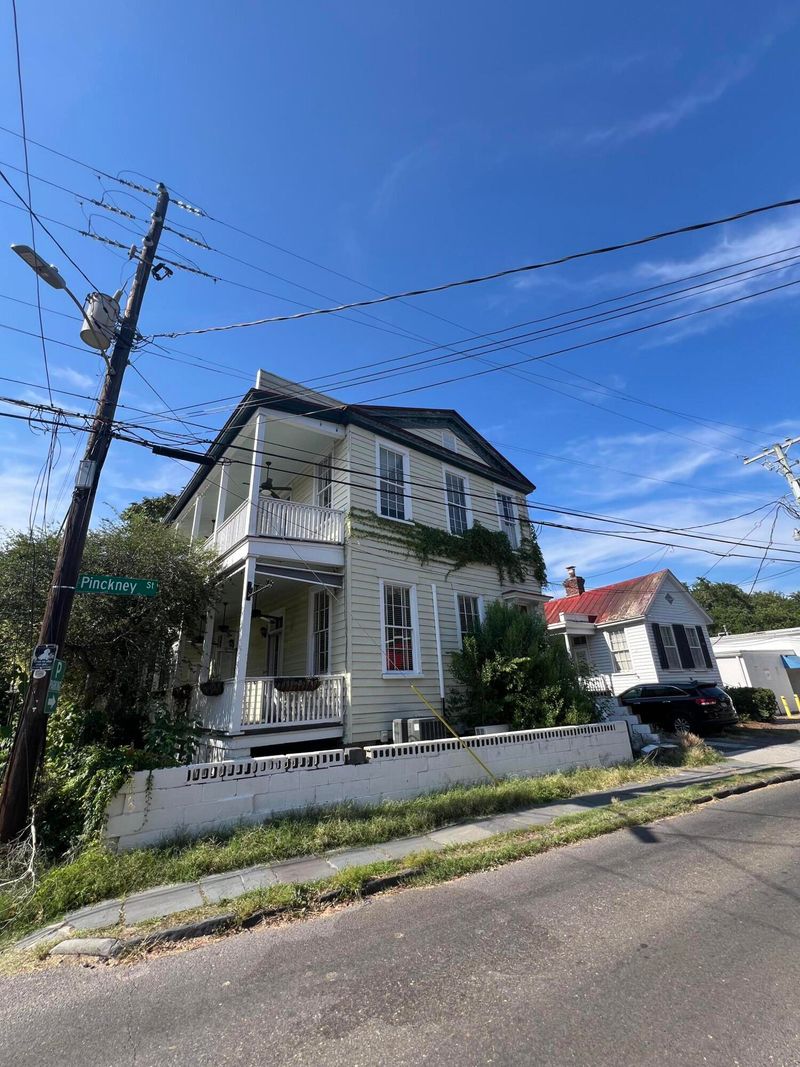 18 Pinckney St, Charleston, SC 29401