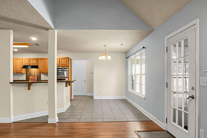 3384 Pinewood Dr, Ladson, SC 29456