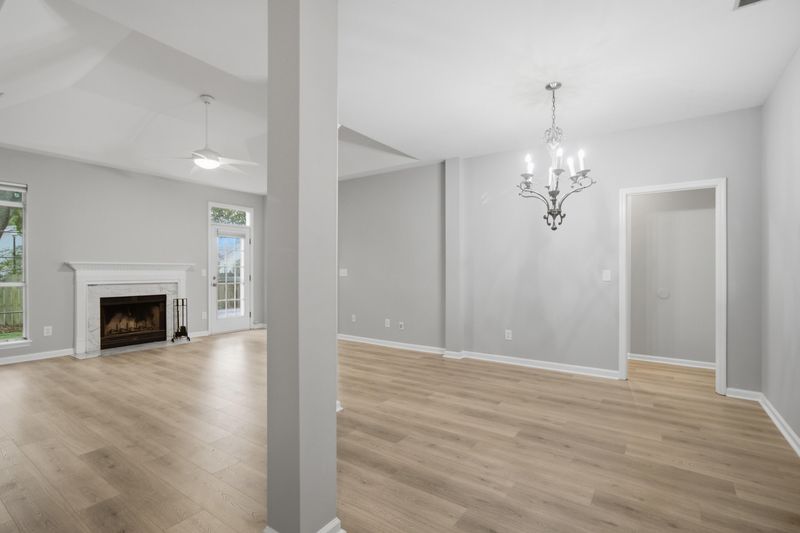 1542 Harborsun Dr, Charleston, SC 29412