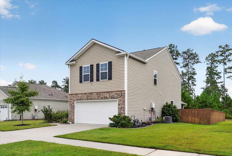 225 Sedona Dr, Summerville, SC 29486