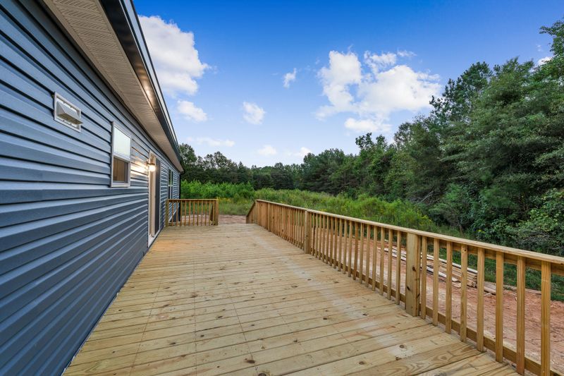 737 Sams Ridge Way, Bonneau, SC 29431