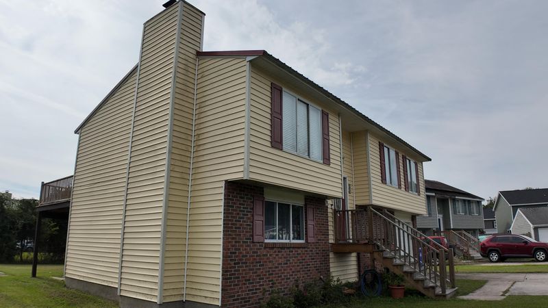 4921 Sierra Ct, North Charleston, SC 29418