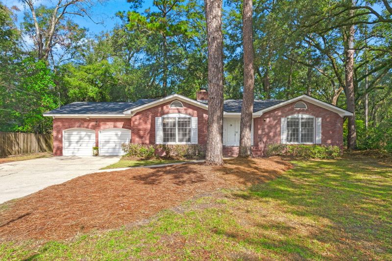 203 Chucker Dr, Summerville, SC 29485