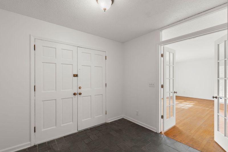203 Chucker Dr, Summerville, SC 29485