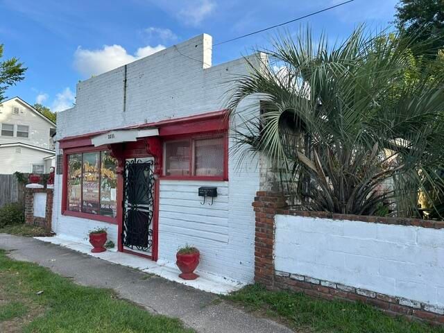1901 Orvid St, North Charleston, SC 29405