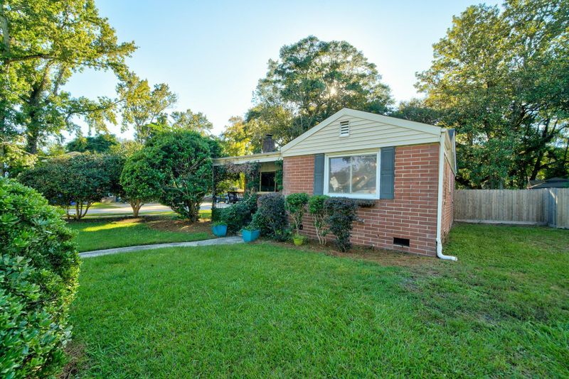 4435 Old Park Rd, North Charleston, SC 29405