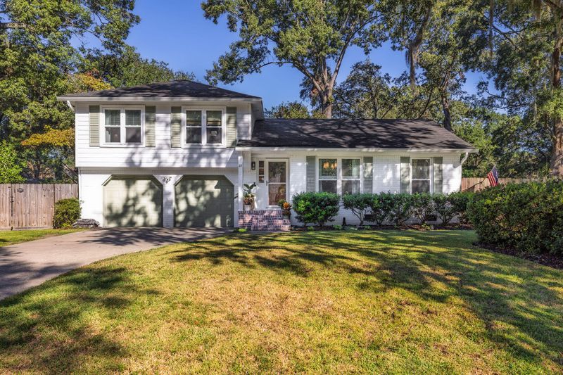 25 Hillcreek Blvd, Charleston, SC 29412