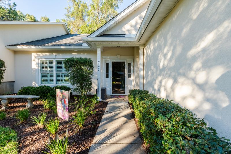 9124 Woodcreek Ct, North Charleston, SC 29406
