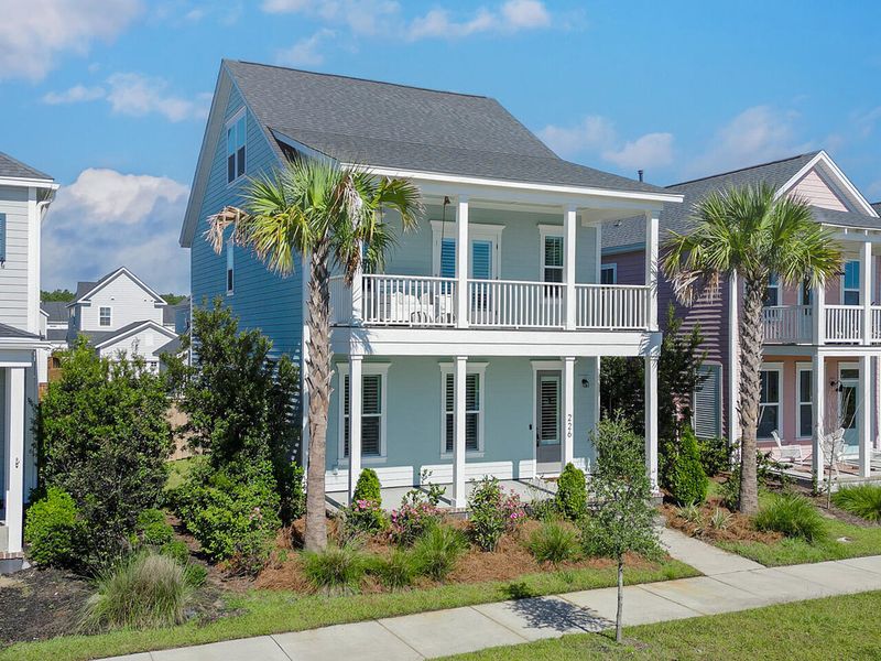 226 Midtown Ave, Summerville, SC 29486