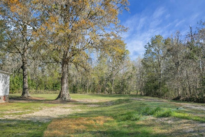 274 Rae Ln, Moncks Corner, SC 29461