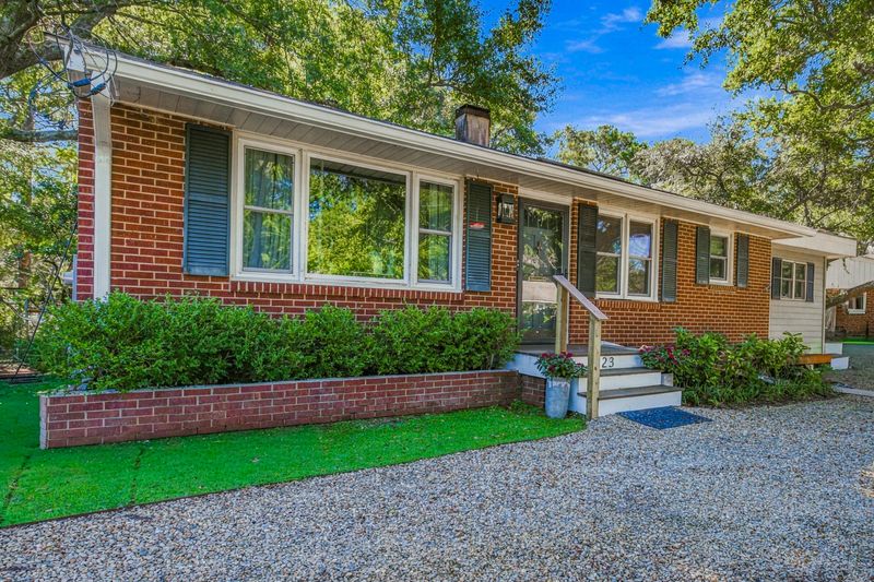 623 Palmetto St, Mount Pleasant, SC 29464