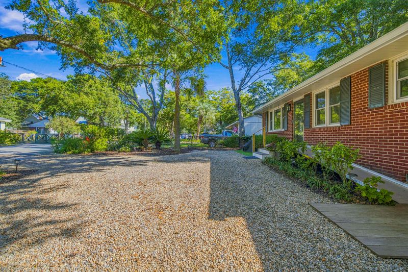 623 Palmetto St, Mount Pleasant, SC 29464
