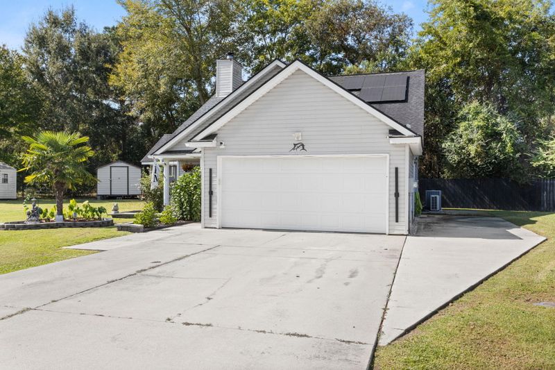 1314 Lawton Ct, Moncks Corner, SC 29461