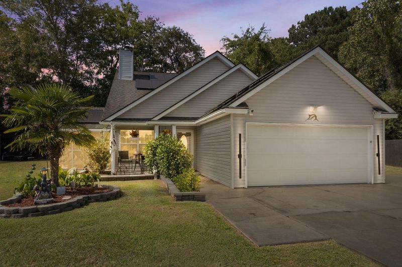 1314 Lawton Ct, Moncks Corner, SC 29461