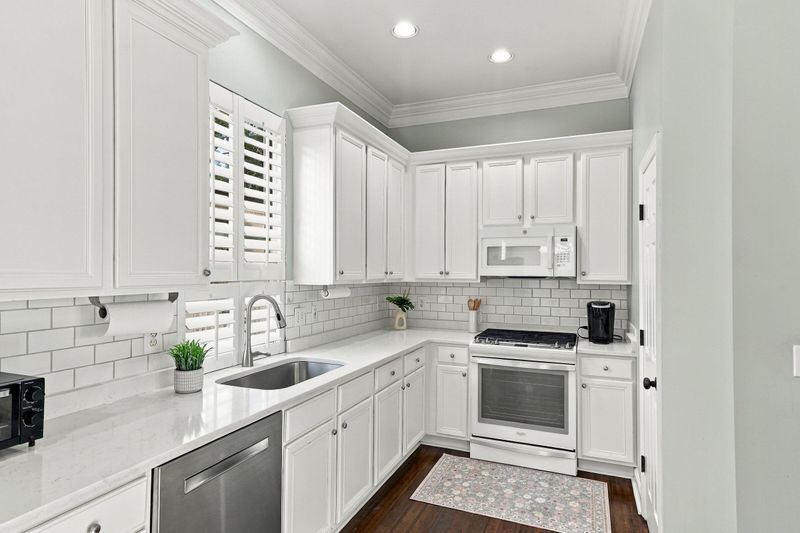 112 Etiwan Park St, Charleston, SC 29492