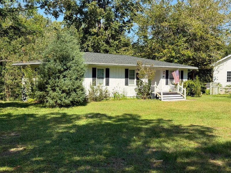 3384 Von Ohsen Rd, Ladson, SC 29485