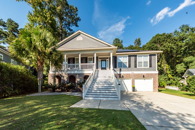 8866 Tolbert Way, North Charleston, SC 29420