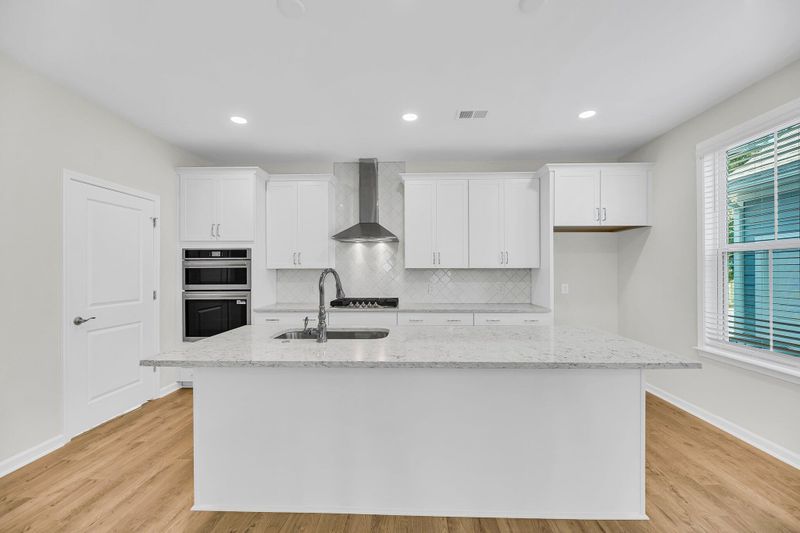 207 Cheverall St, Summerville, SC 29486