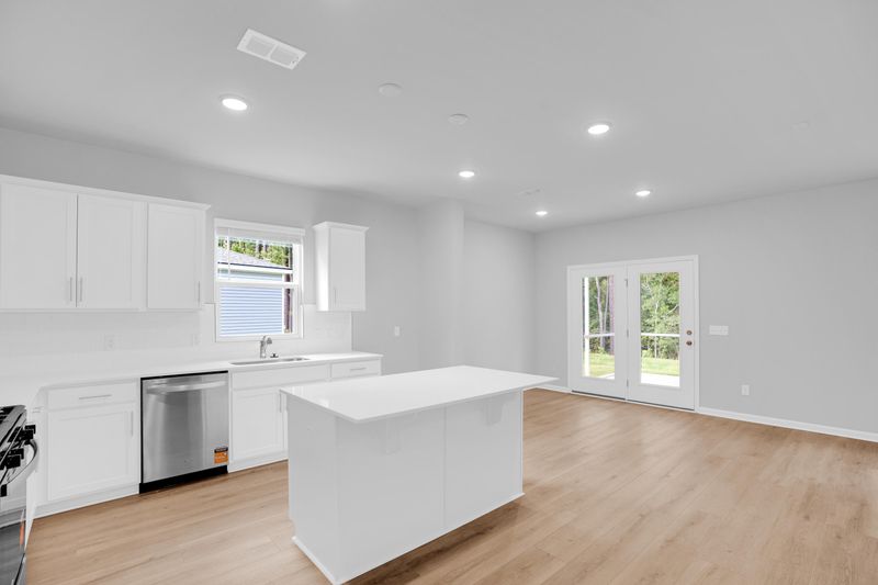 873 Meadowbrook Ln, Summerville, SC 29486