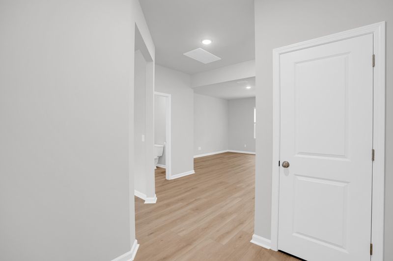 852 Meadowbrook Ln, Summerville, SC 29486