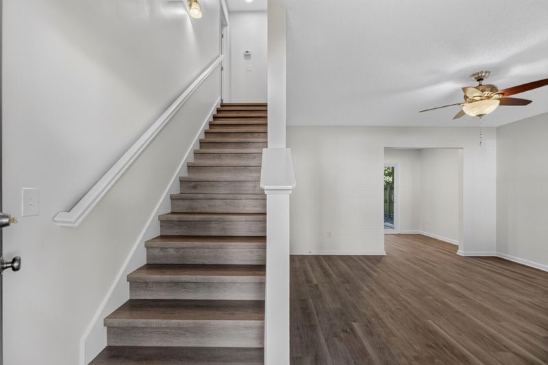 228 Trickle Dr, Summerville, SC 29483
