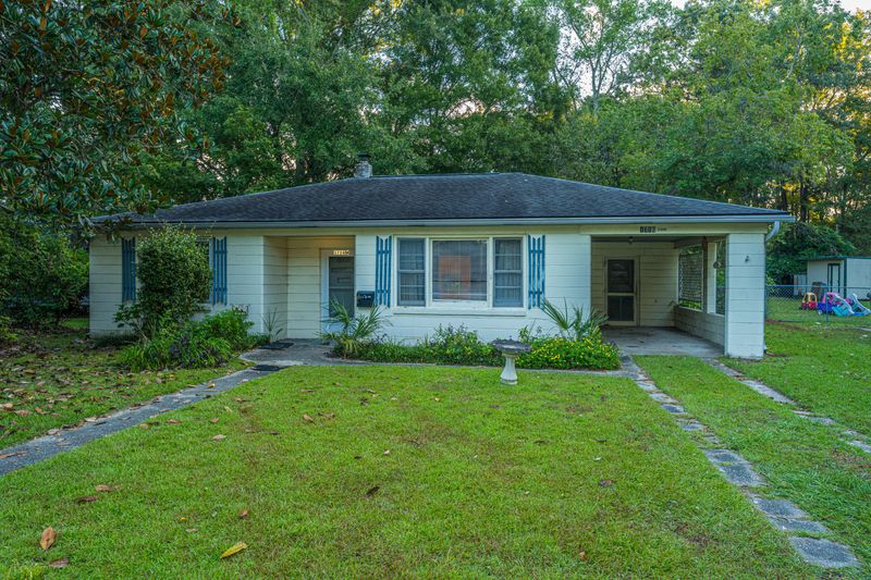 1716 W Avalon Cir, Charleston, SC 29407