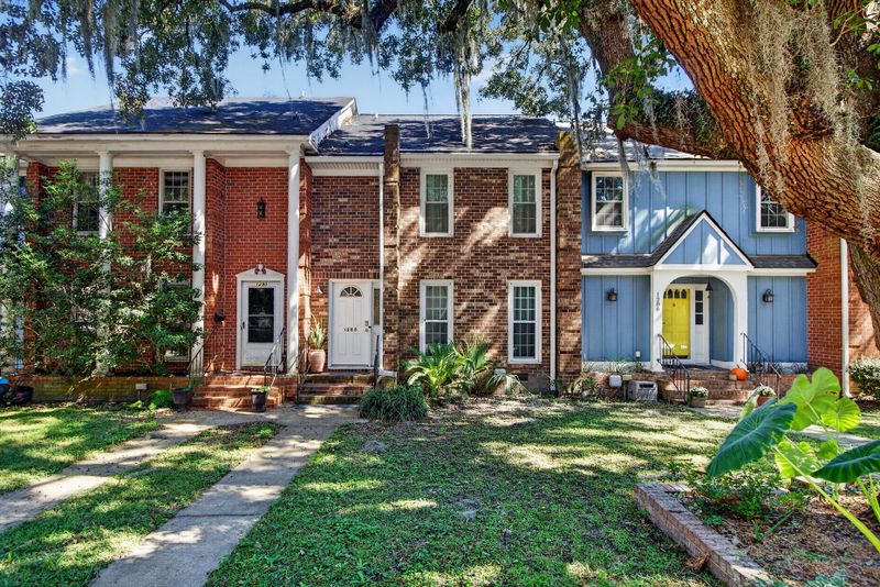 1288 Ashley Hall Rd, Charleston, SC 29407