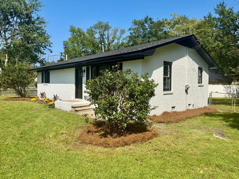 4740 Linda St, North Charleston, SC 29405