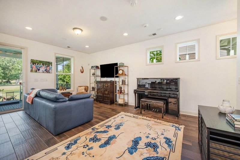 1470 Red Tide Rd, Mount Pleasant, SC 29466