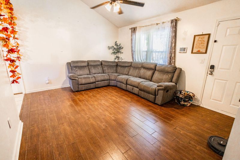 170 Braly Dr, Summerville, SC 29485