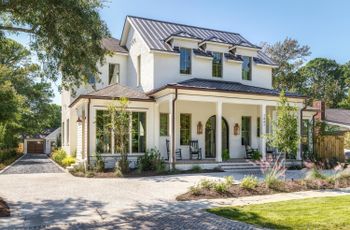 1447 Simmons St, Mount Pleasant, SC 29464