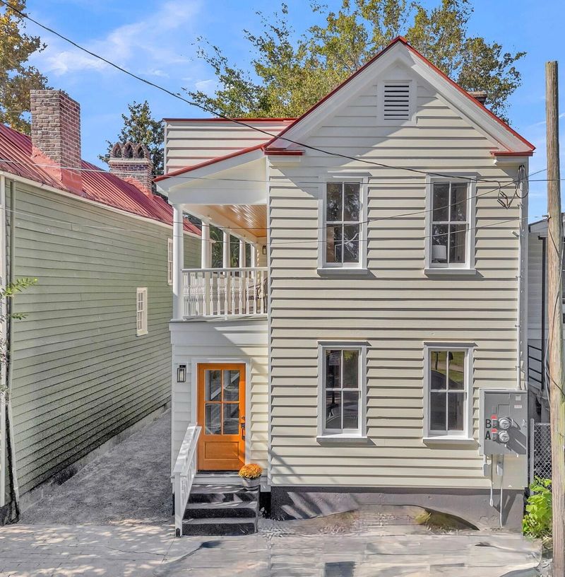 9 Aiken St, Charleston, SC 29403