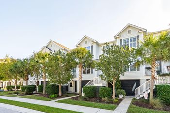 1614 Prince Edward St, Mount Pleasant, SC 29466