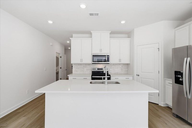 109 Brook Run Dr, Moncks Corner, SC 29461