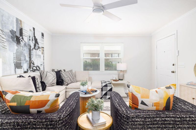 415 Parkdale Dr #Apt 2f, Charleston, SC 29414