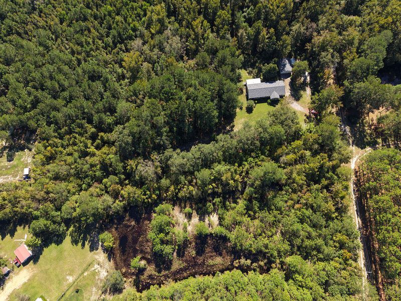 1298 Barracada Rd, Walterboro, SC 29488