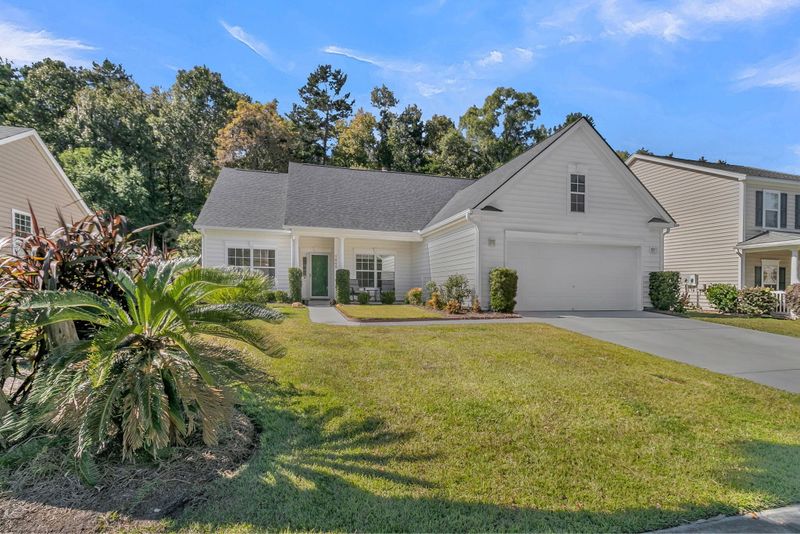 1445 Ashley Garden Blvd, Charleston, SC 29414