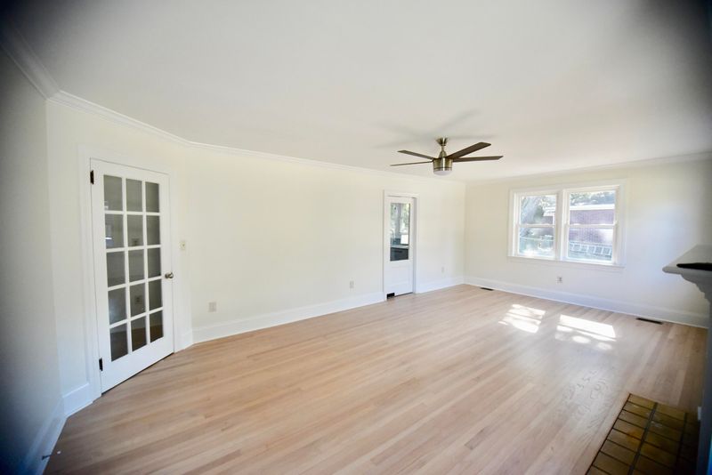 5068 Victoria Ave, North Charleston, SC 29405