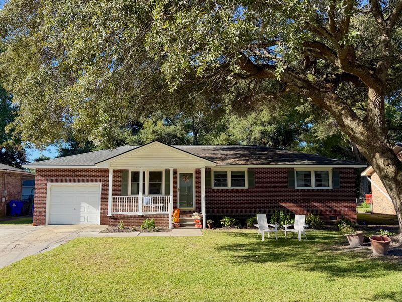 5319 Mcroy St, North Charleston, SC 29418