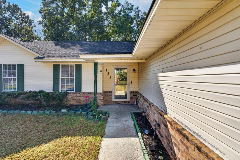 121 Paddock Way, Summerville, SC 29486