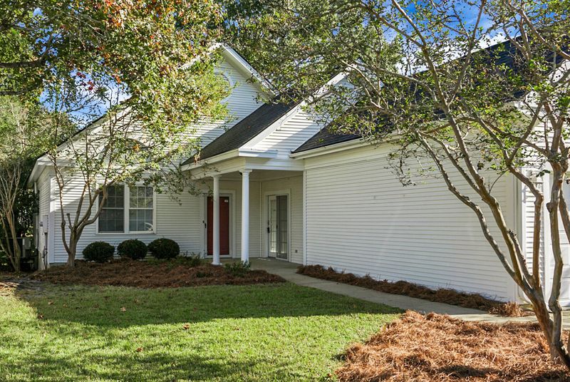 9017 Delancey Cir, North Charleston, SC 29406