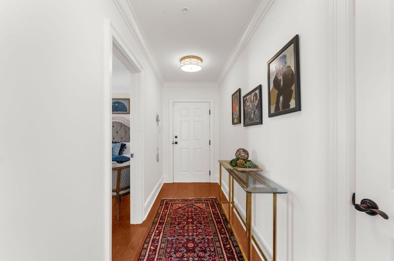 160 E Bay St #Ste 204, Charleston, SC 29401